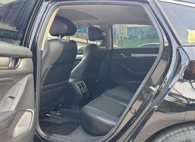 
								Honda Accord, 2021 full									