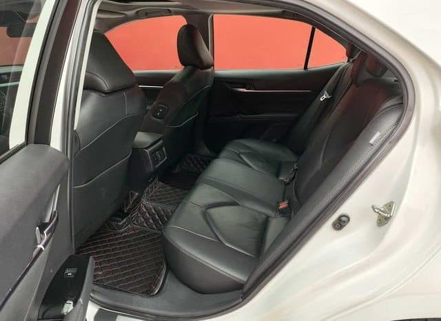 
								Toyota Camry, 2020 full									