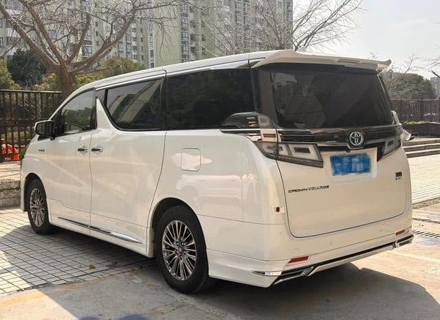 
								Toyota Vellfire, 2021 full									