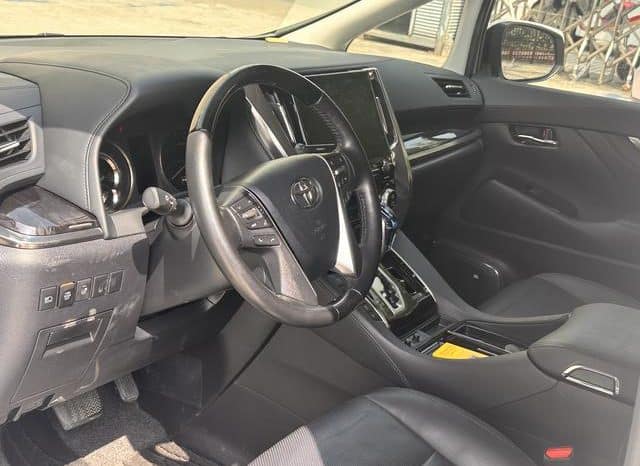 
								Toyota Vellfire, 2021 full									