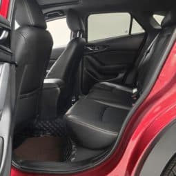 
										Mazda CX-4, 2023 full									