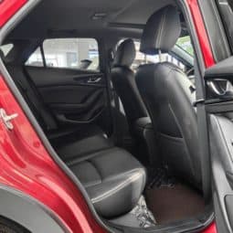 
										Mazda CX-4, 2023 full									