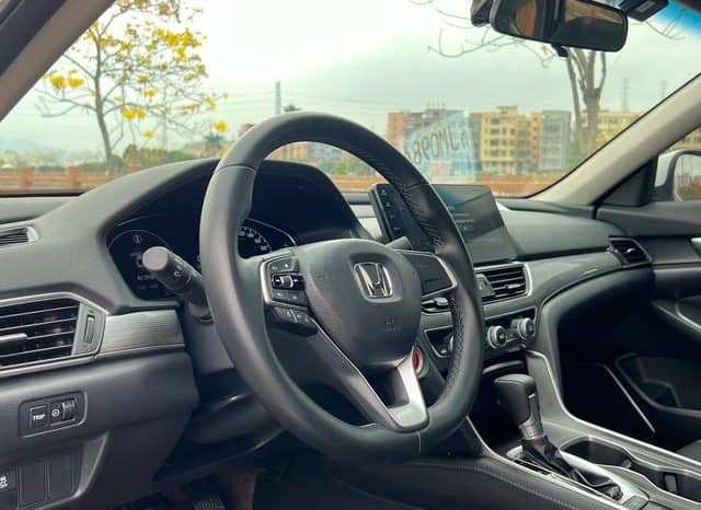 
								Honda Accord, 2023 full									