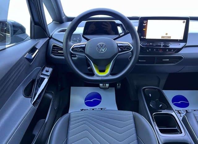 
								Volkswagen ID.3, 2023 full									