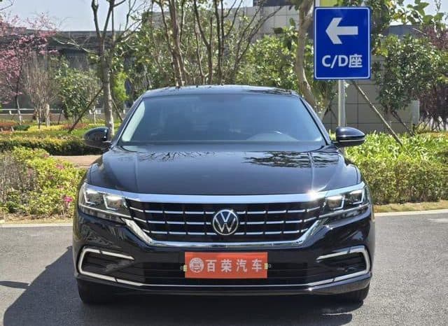 
								Volkswagen Passat, 2021 full									