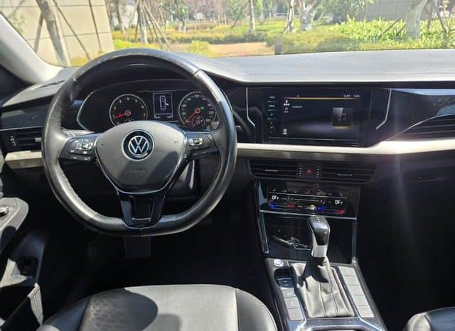 
								Volkswagen Passat, 2021 full									
