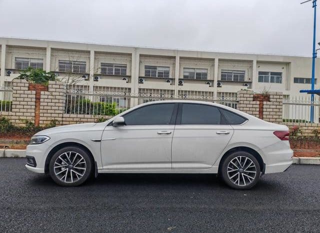 
								Volkswagen Golf 7 (Lavida), 2021 full									