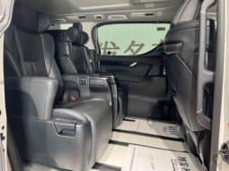 
										Toyota Vellfire, 2023 full									
