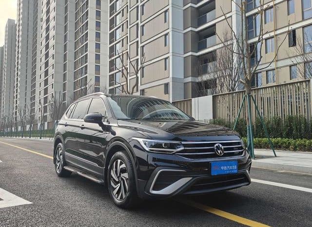 
								Volkswagen Tiguan L, 2022 full									