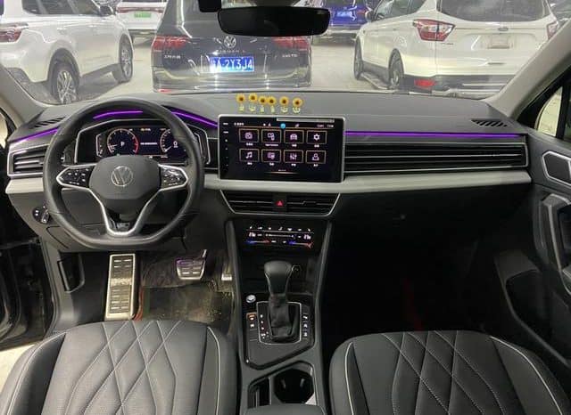 
								Volkswagen Tiguan L, 2023 full									