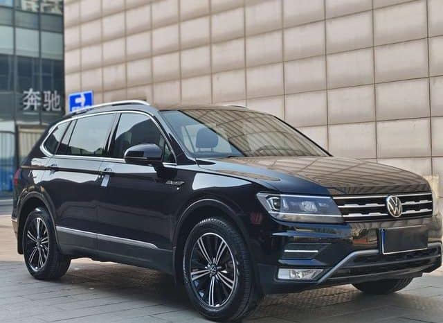 
								Volkswagen Tiguan L, 2021 full									