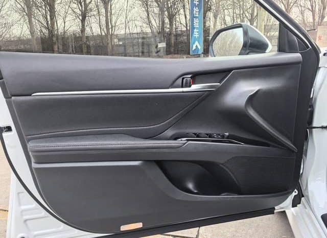 
								Toyota Camry, 2022 full									