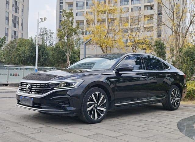 67d35e23eaeff Volkswagen Passat, 2022