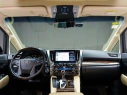
										Toyota Vellfire (II), 2022 full									