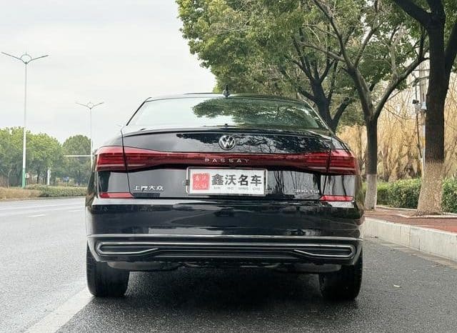 
								Volkswagen Passat, 2023 full									