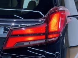 
										Toyota Vellfire (II), 2022 full									