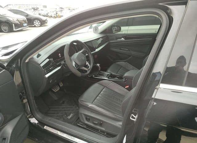 
								Volkswagen Passat, 2024 full									