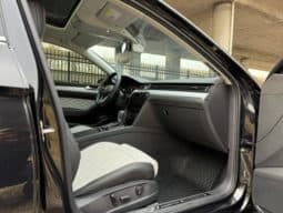 
										Volkswagen Magotan, 2024 full									