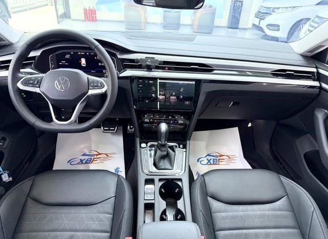 
								Volkswagen Passat CC, 2025 full									