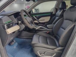 
										Geely Atlas, 2022 full									