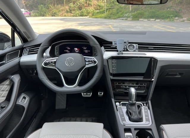 
								Volkswagen Magotan, 2025 full									