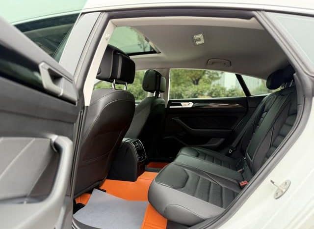 
								Volkswagen Passat CC, 2024 full									