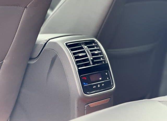 
								Volkswagen Passat CC, 2024 full									