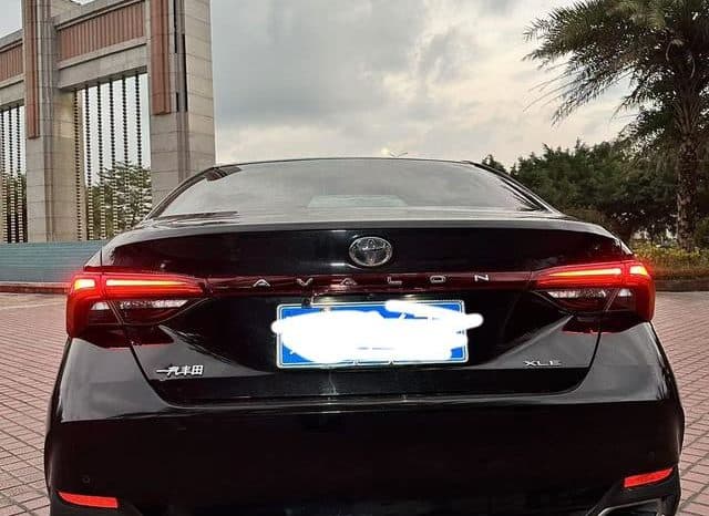 
								Toyota Avalon, 2021 full									