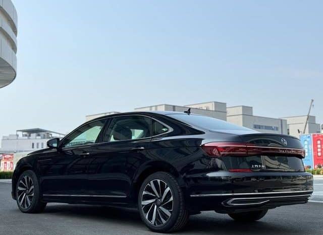 
								Volkswagen Passat, 2023 full									