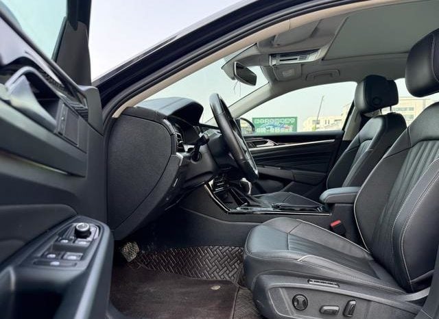 
								Volkswagen Passat, 2023 full									