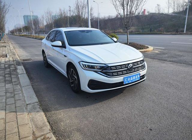 
								Volkswagen Jetta, 2023 full									