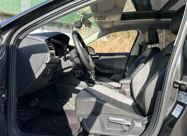 
								Volkswagen Jetta, 2020 full									