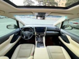 
										Toyota Vellfire (II), 2022 full									