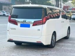 
										Toyota Vellfire (II), 2022 full									