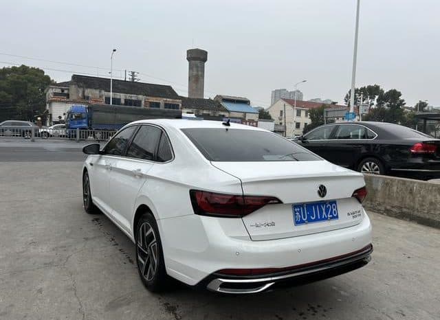 
								Volkswagen Jetta, 2023 full									