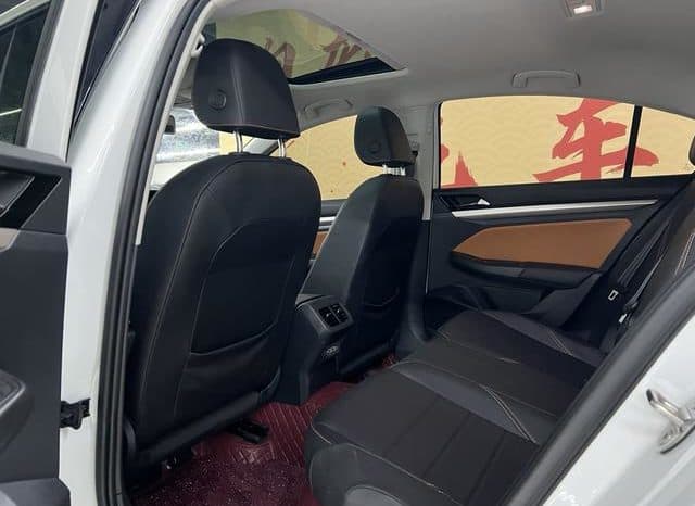 
								Volkswagen Bora, 2023 full									