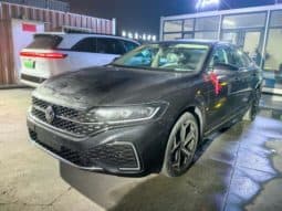 
										Volkswagen Passat, 2025 full									