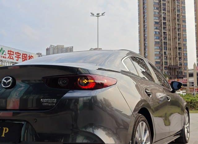 
								Mazda 3 (IV), 2020 full									