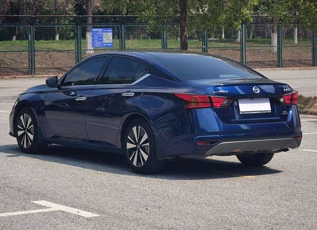 
								Nissan Altima (VI), 2020 full									