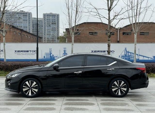 
								Nissan Altima (VI), 2021 full									