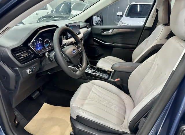 
								Ford Escape (IV), 2021 full									