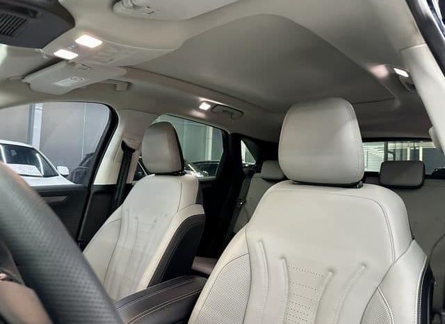 
								Ford Escape (IV), 2021 full									