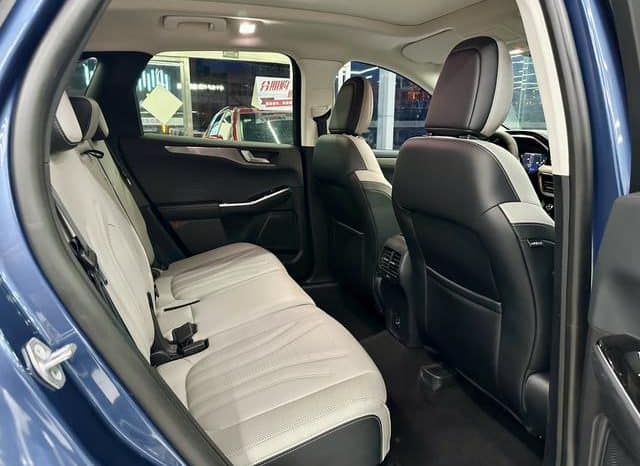 
								Ford Escape (IV), 2021 full									