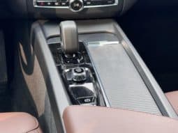 
										Volvo XC60, 2023 full									
