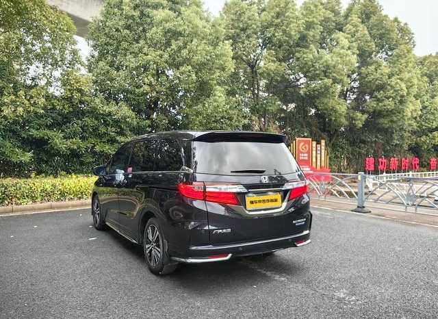 
								Honda Odyssey, 2021 full									