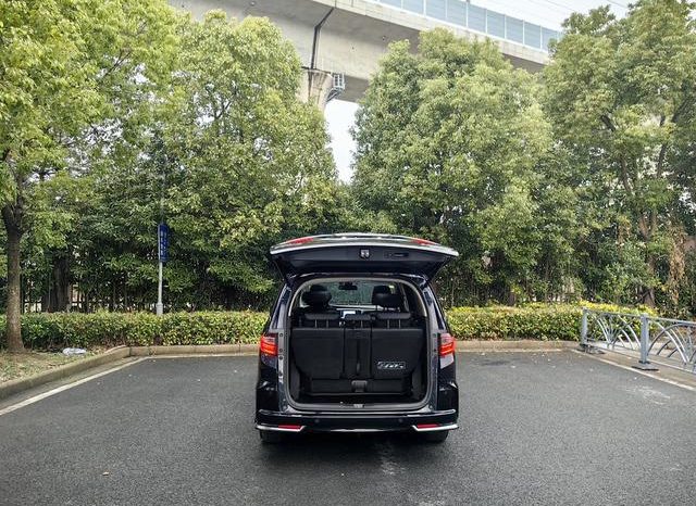 
								Honda Odyssey, 2021 full									