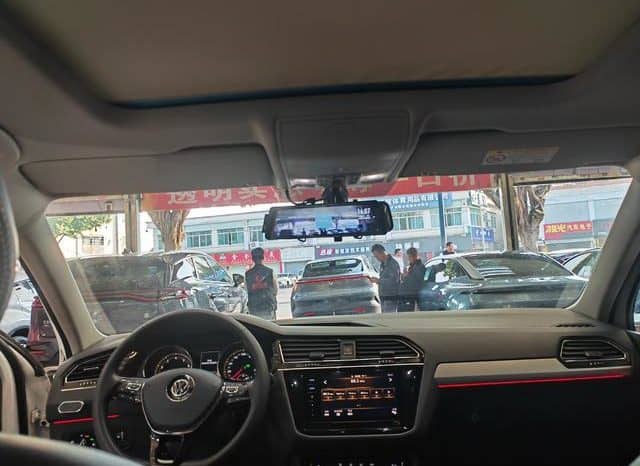 
								Volkswagen Tiguan L, 2020 full									