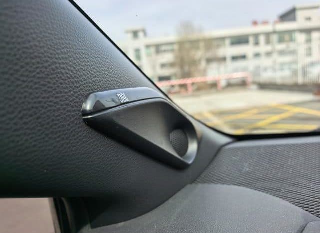 
								Toyota Levin, 2021 full									