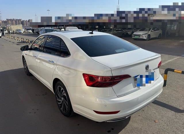 
								Volkswagen Jetta, 2020 full									
