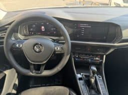 
										Volkswagen Jetta, 2020 full									